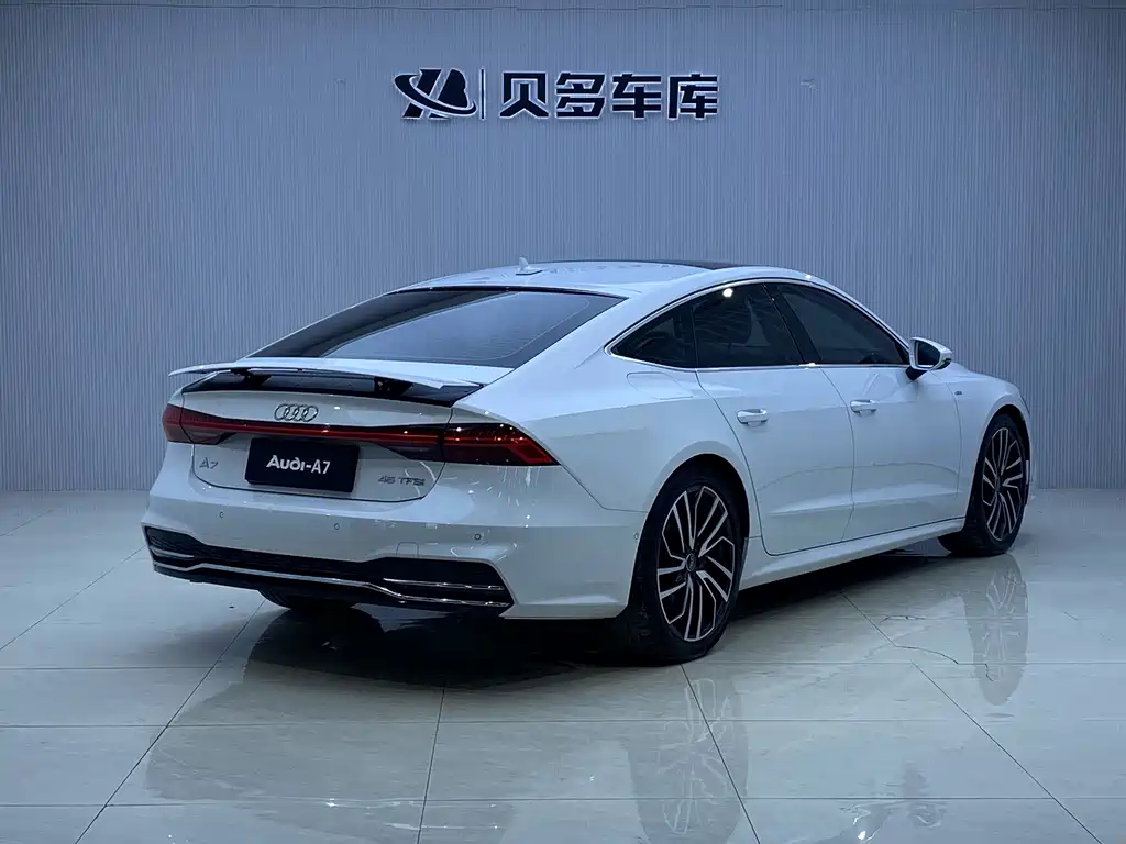 Audi A7 2024 — фото 13