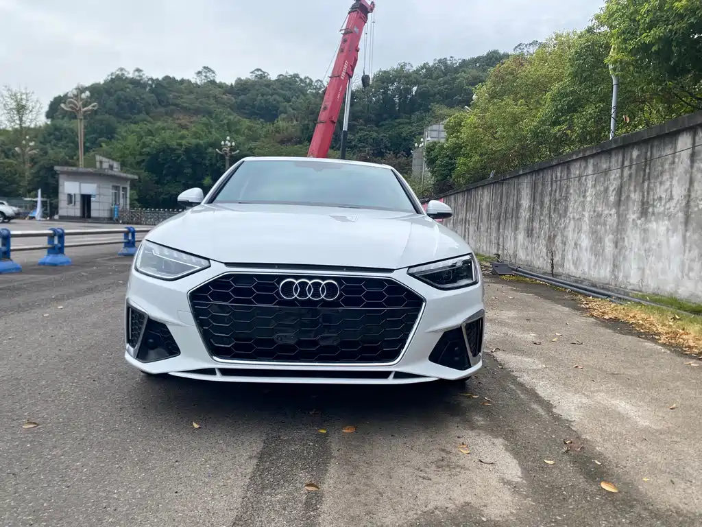 Audi A4L 2022