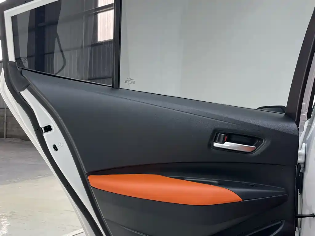 Toyota Corolla 2023 — фото 15
