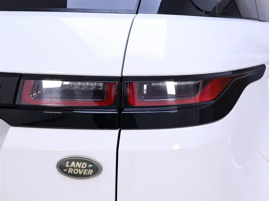 Land Rover Evoque 2021 — фото 9
