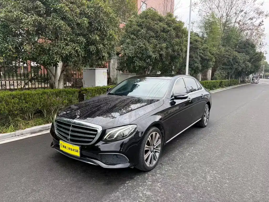 Mercedes-Benz E-Class 2016 — фото 1