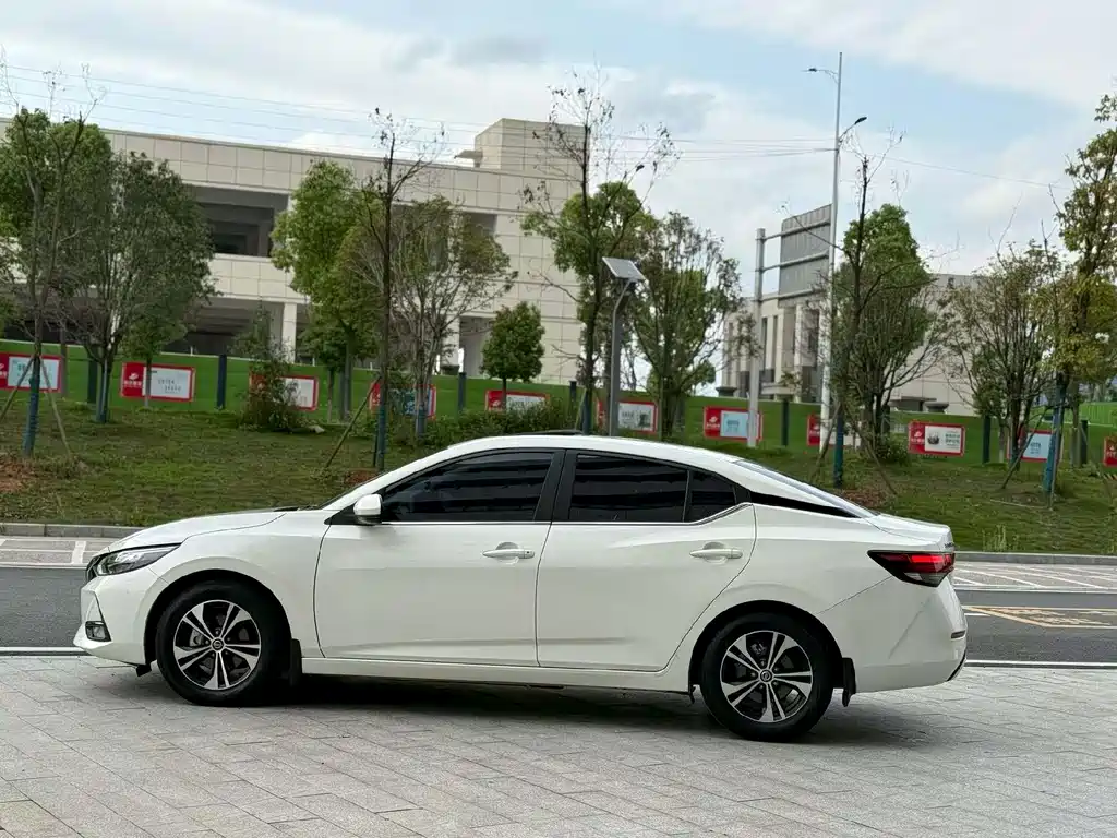 Nissan Sylphy 2022 — фото 3