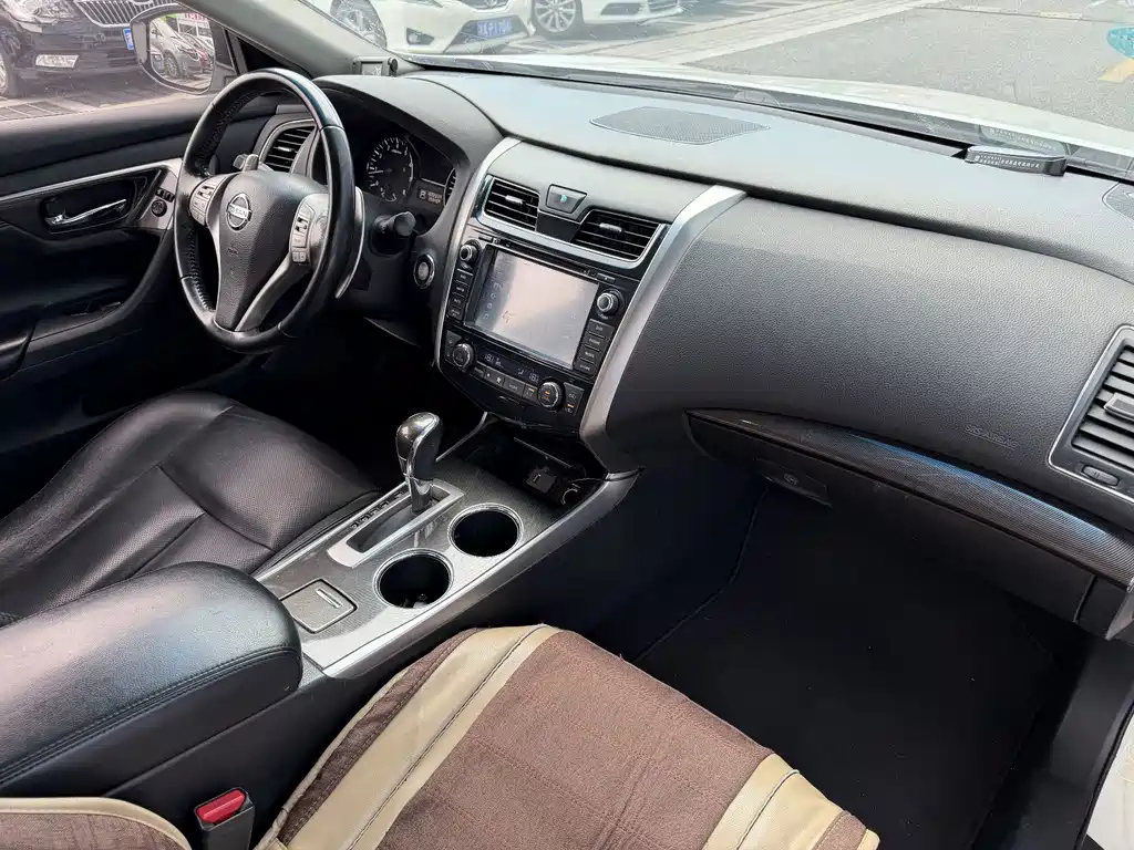 Nissan Teana 2013