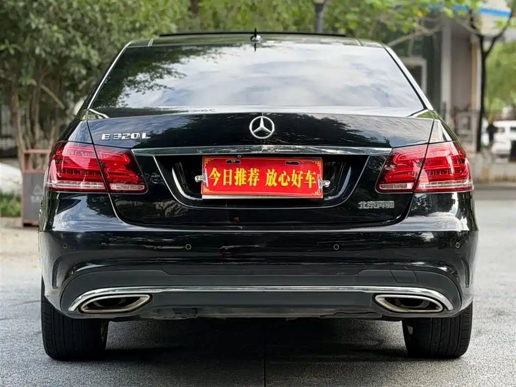 Mercedes-Benz E-Class 2015