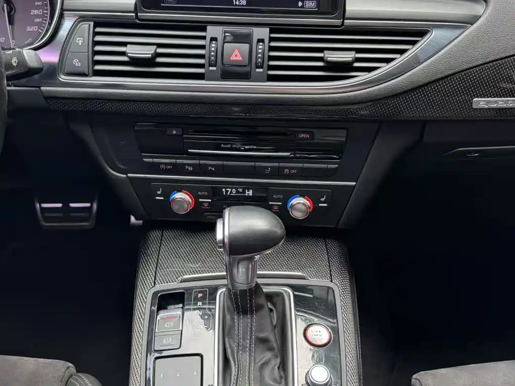 Audi S7 2015 — фото 12