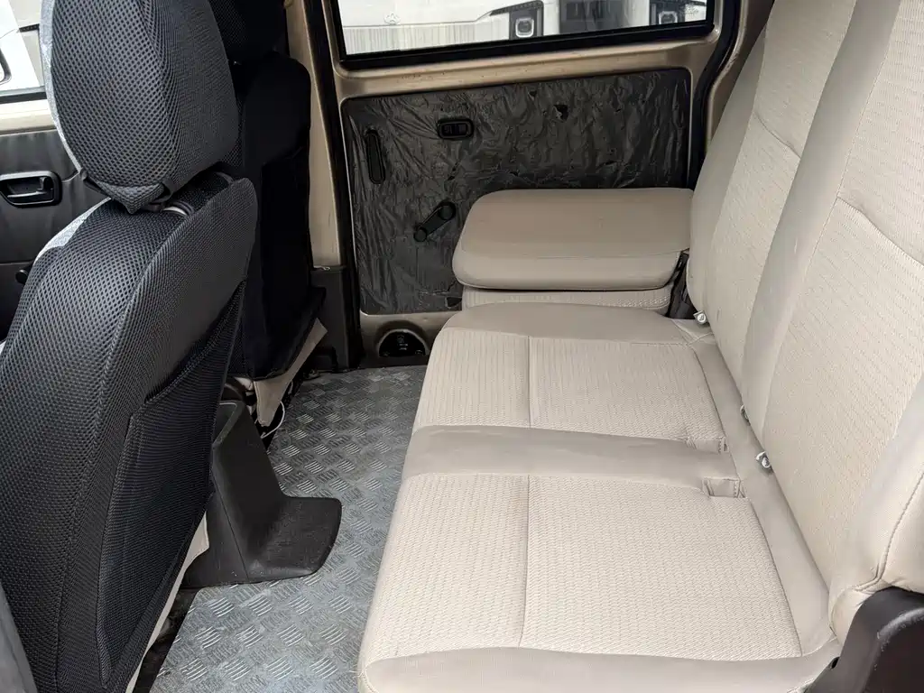 Wuling Hongguang V 2020