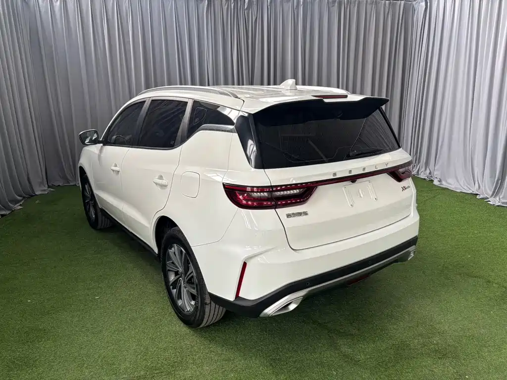 Geely Vision X6 2022