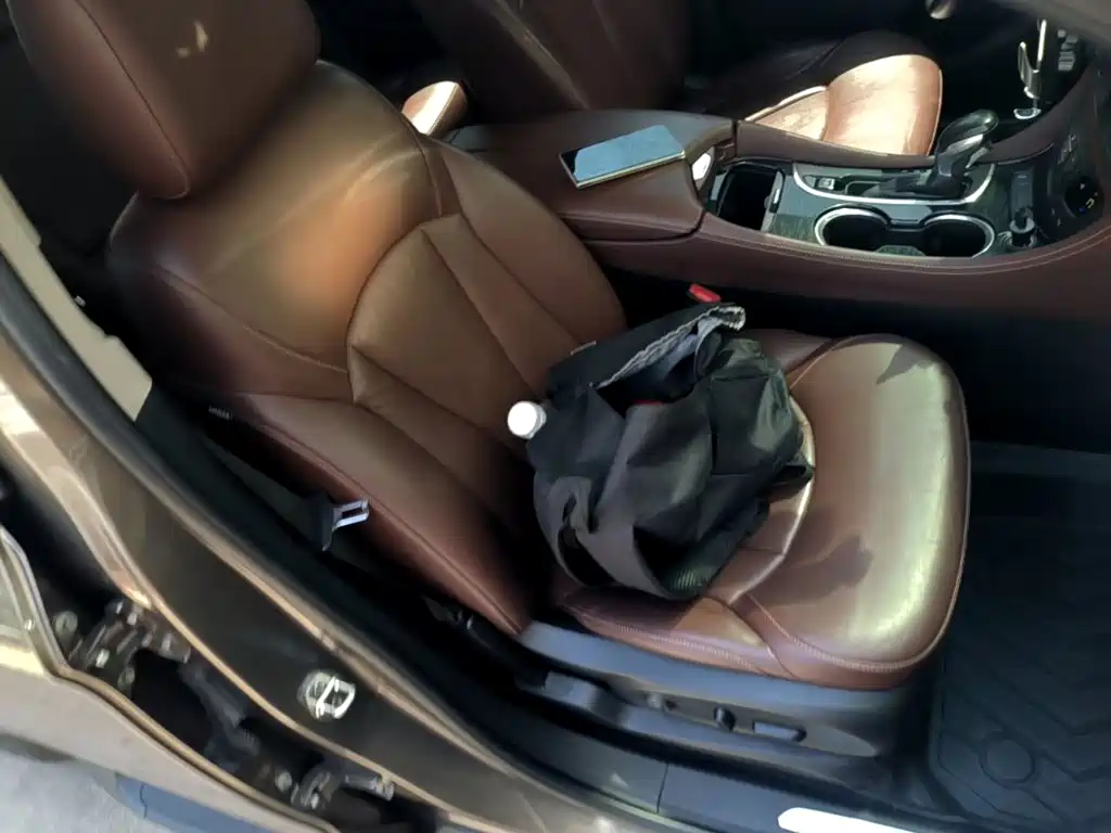 Buick Envision Plus 2019 — фото 25