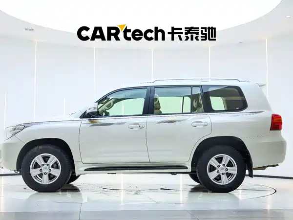 Toyota Land Cruiser 2015