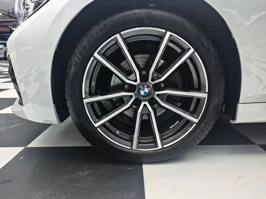 BMW 3 Series 2022