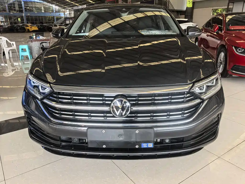 Volkswagen Sagitar 2023