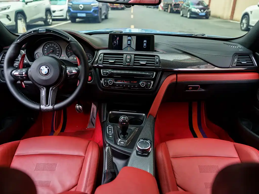 BMW M4 2015 — фото 17