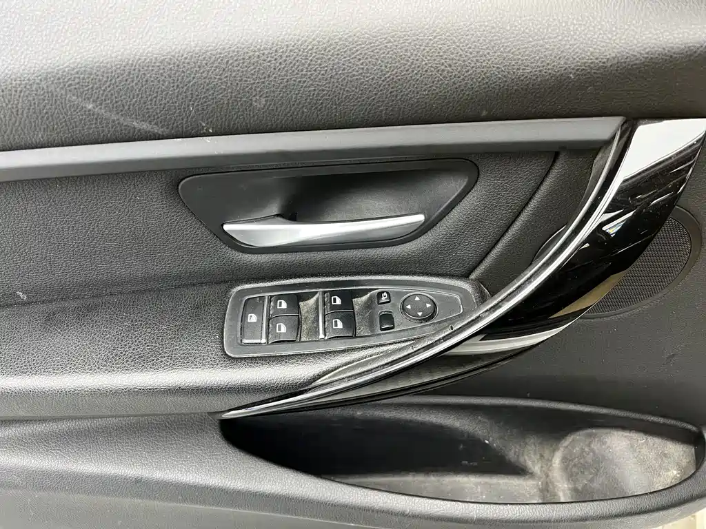 BMW 3 Series 2017