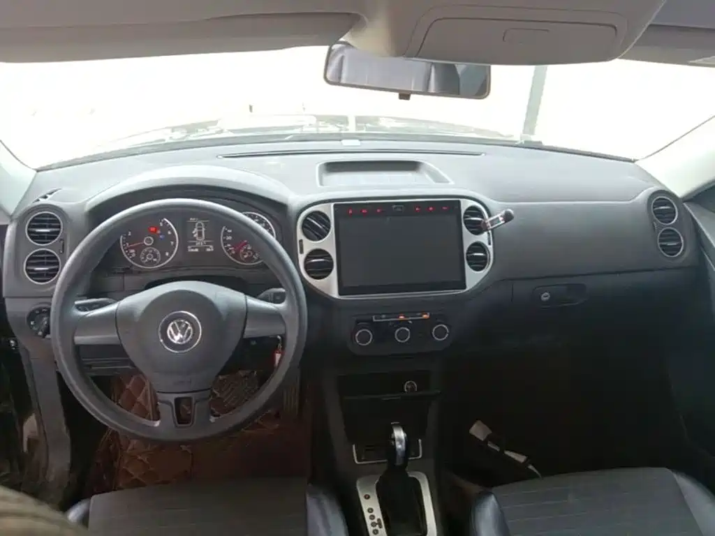 Volkswagen Tiguan 2015