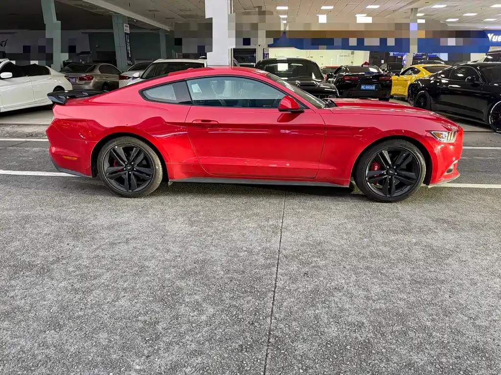 Ford Mustang 2018 — фото 3