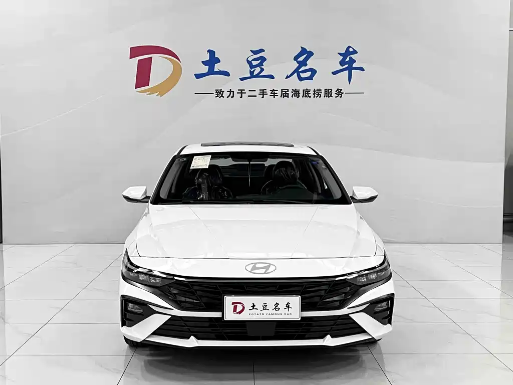 Hyundai Elantra 2026