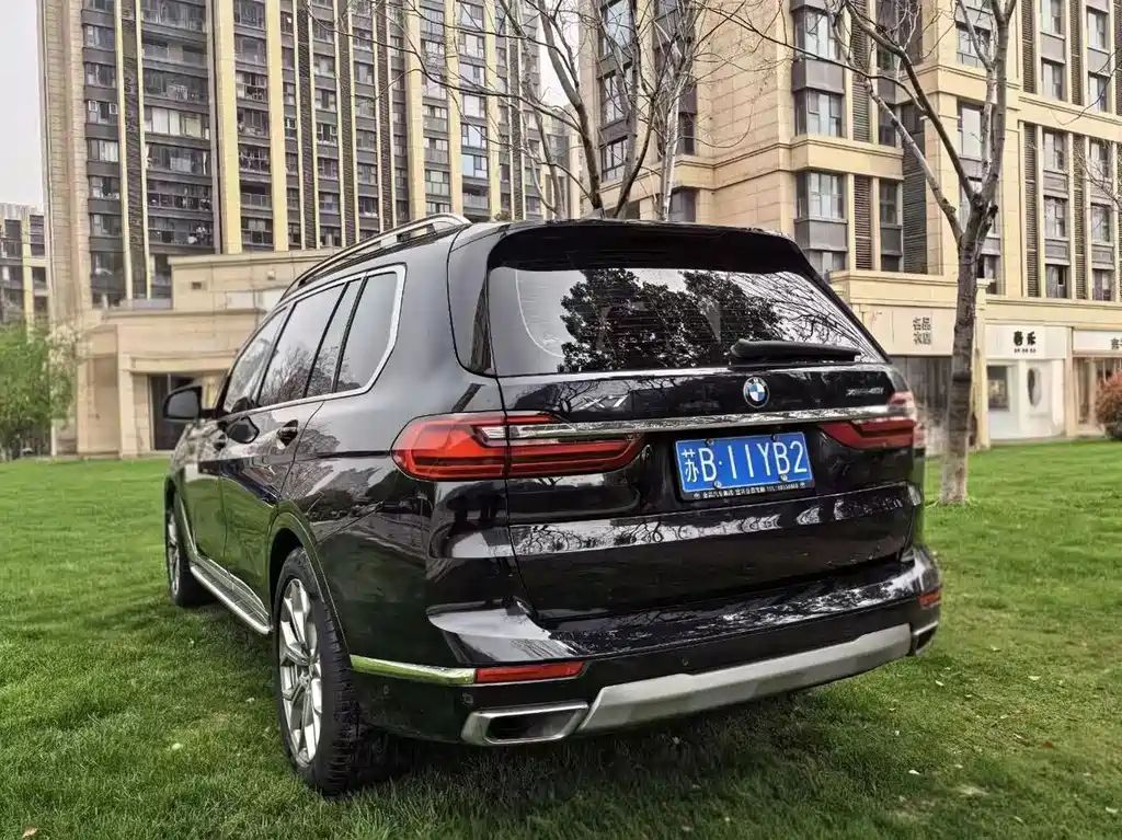 BMW X7 2022 — фото 16