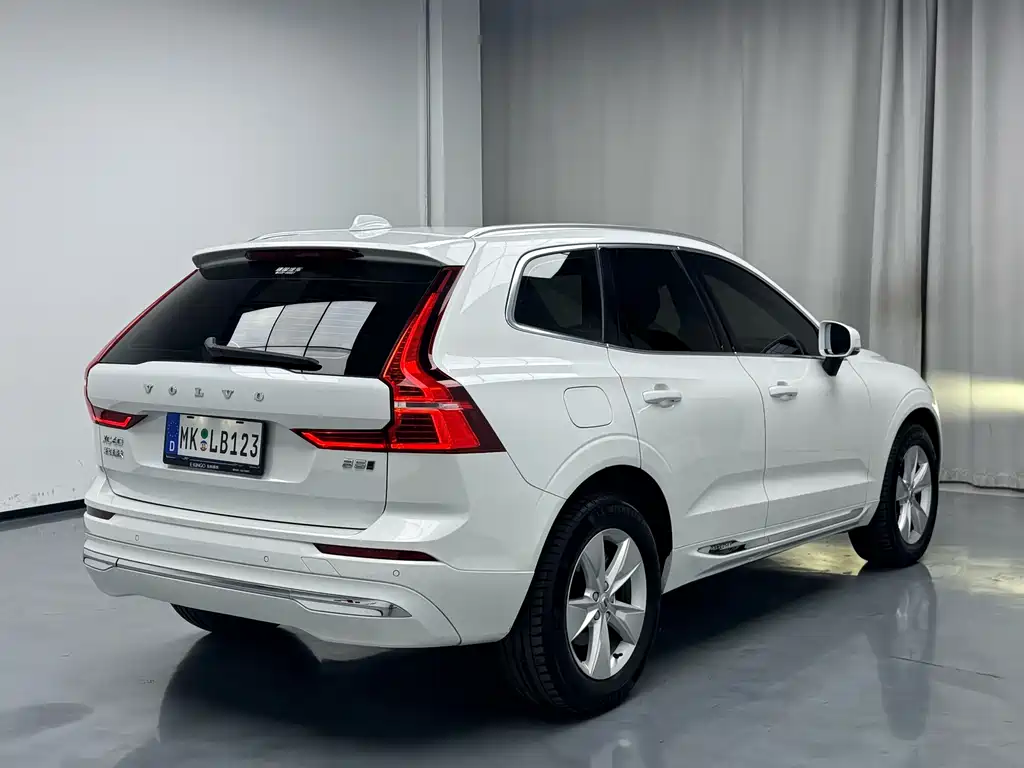 Volvo XC60 2021