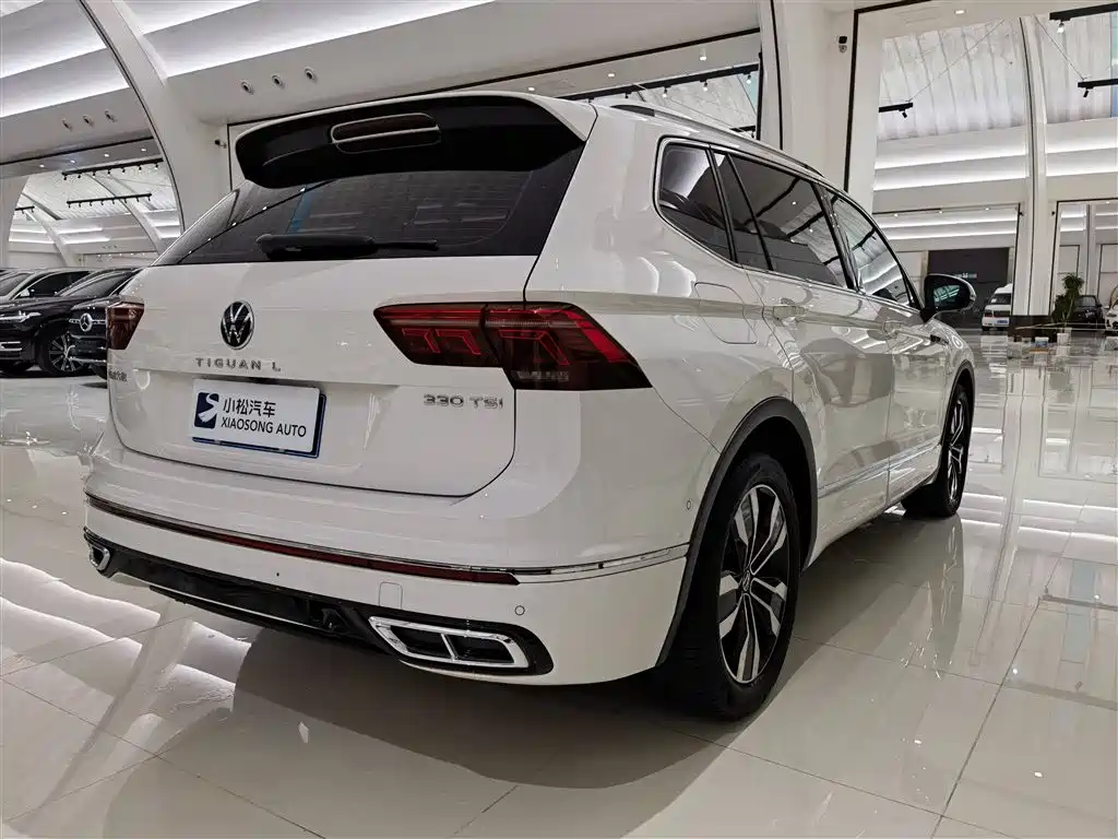 Volkswagen Tiguan L 2022