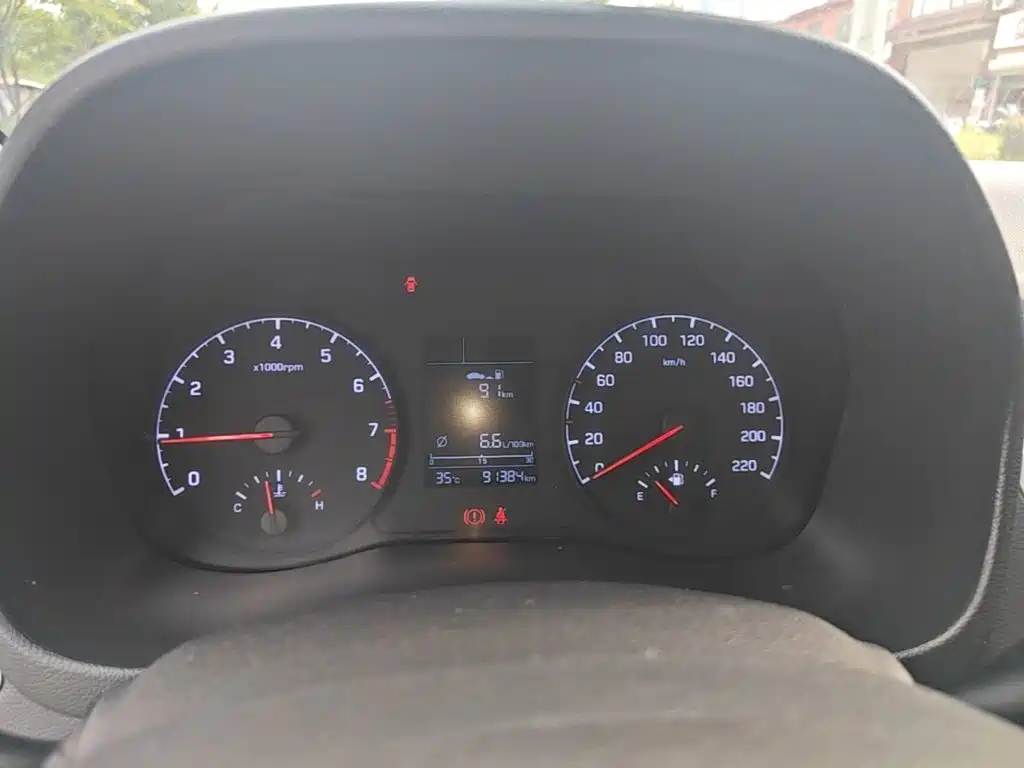 Hyundai Verna 2019 — фото 12