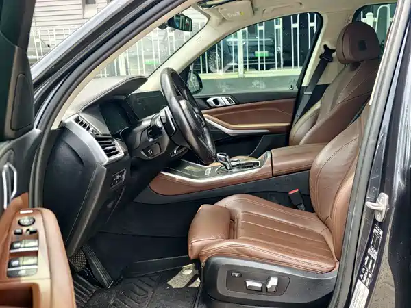 BMW X5 2022