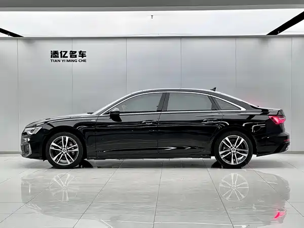 Audi A6L 2020