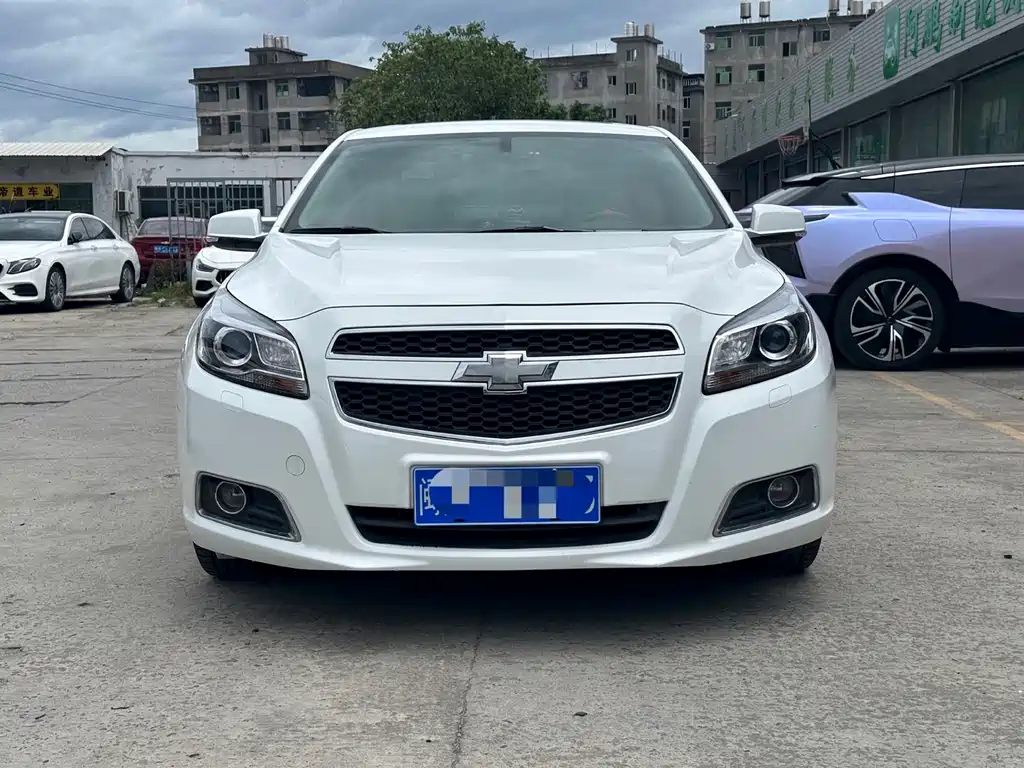 Chevrolet Malibu 2015 — фото 2