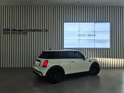MINI MINI 2022