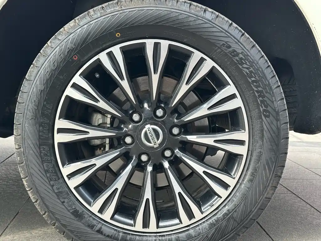 Nissan Patrol 2020 — фото 11