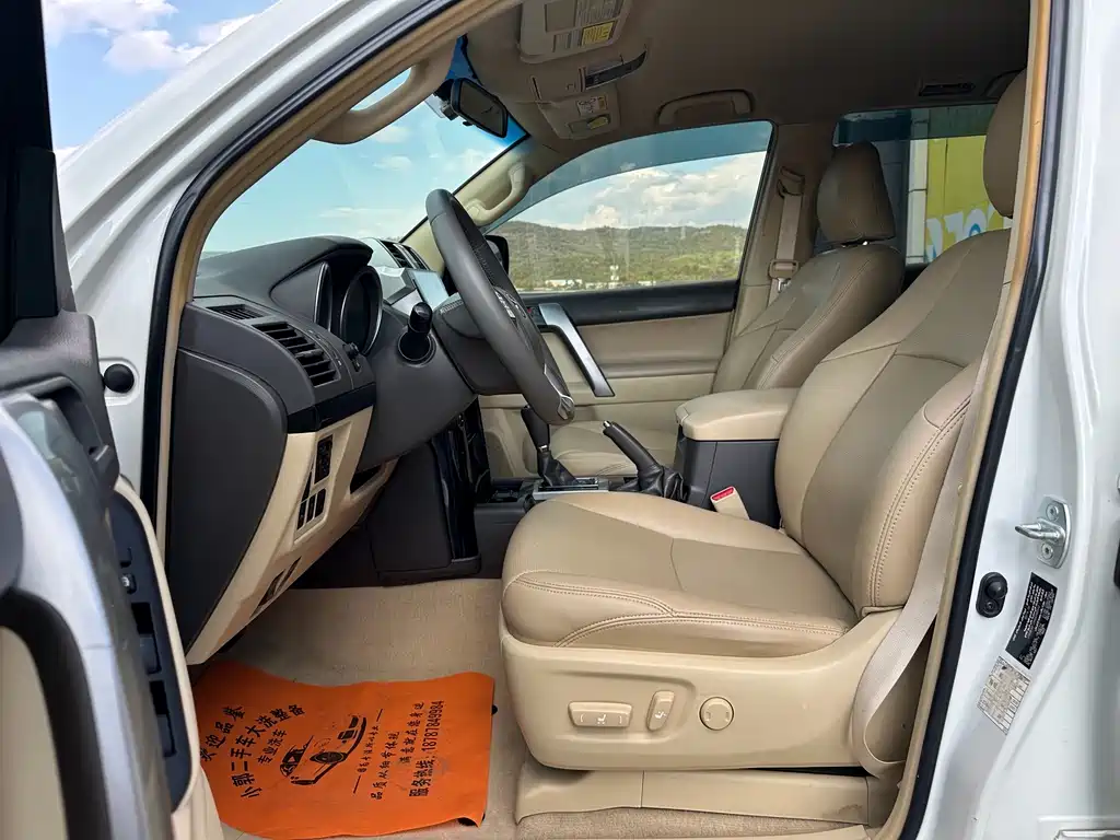 Toyota Prado 2017 — фото 13