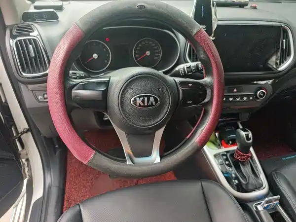 Kia KX3 2015