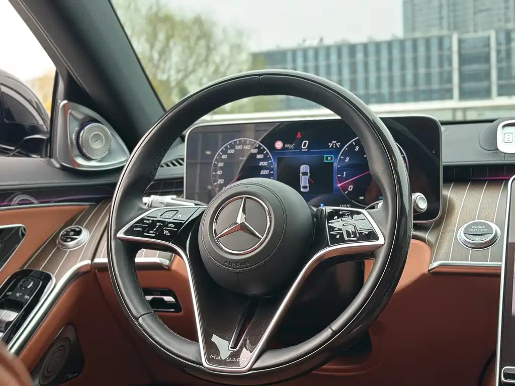Mercedes-Benz Maybach S-Class 2022 — фото 8