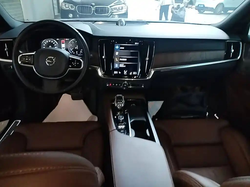 Volvo S90 2021 — фото 10
