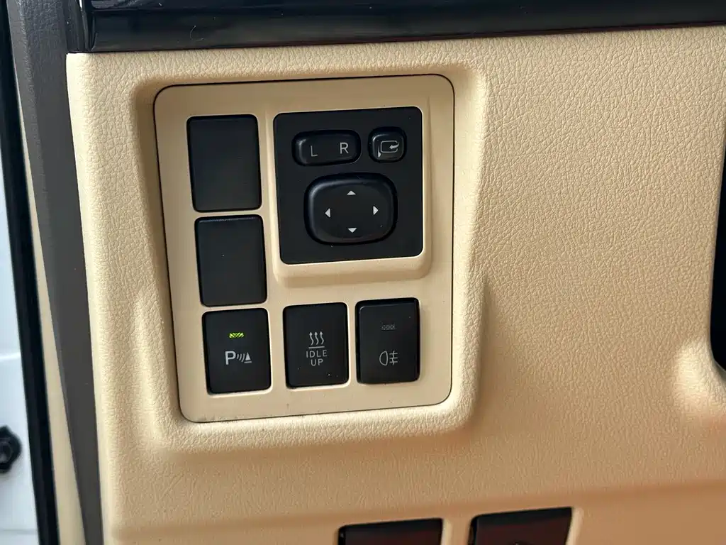 Toyota Prado 2017 — фото 12