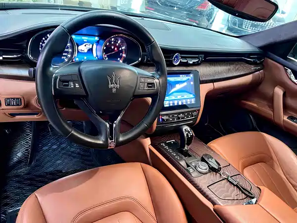 Maserati Quattroporte 2017