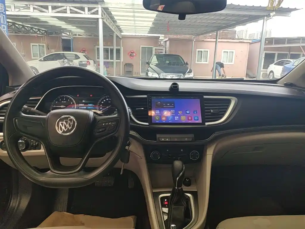 Buick Excelle 2017 — фото 10