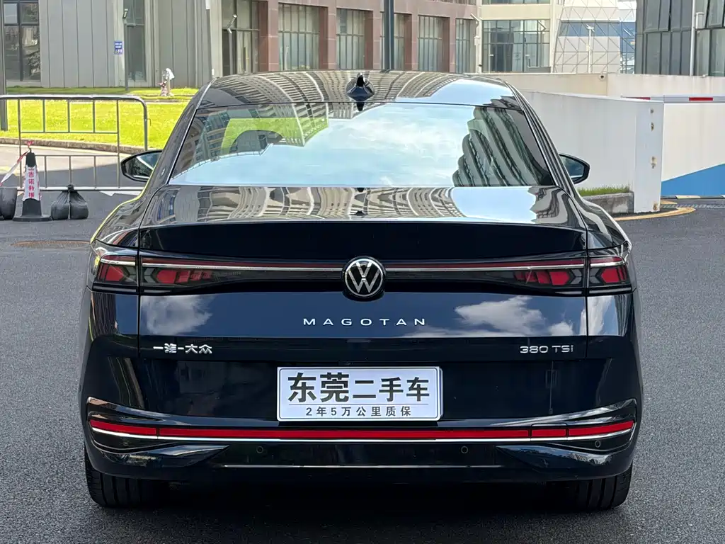 Volkswagen Magotan 2024