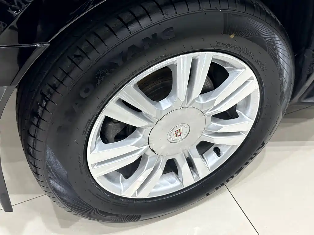 Cadillac SRX 2014 — фото 18