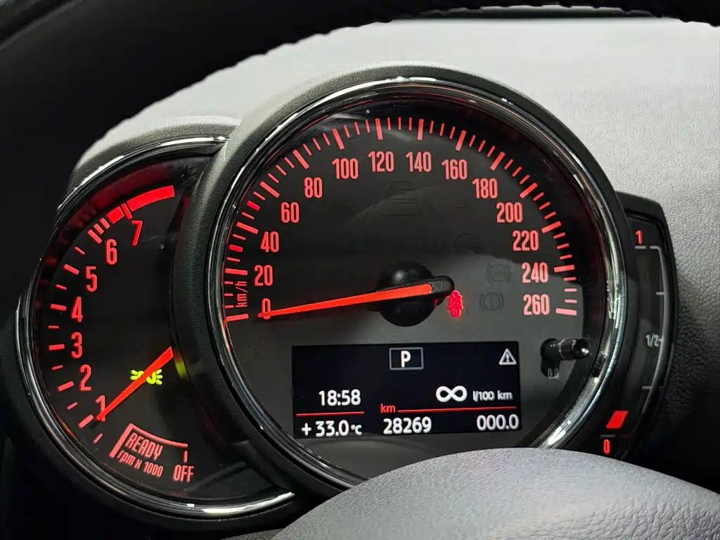 MINI Clubman 2020 — фото 15