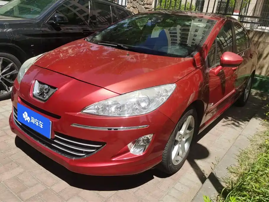 Peugeot 408 2012