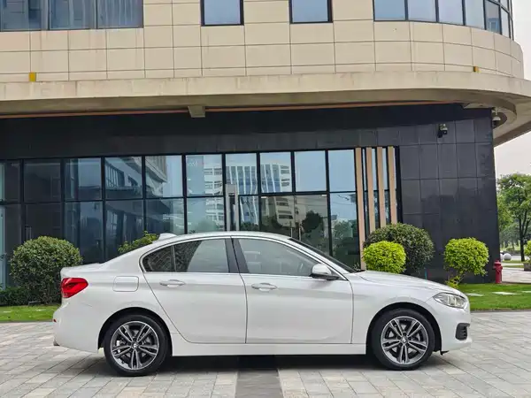 BMW 1 Series 2020