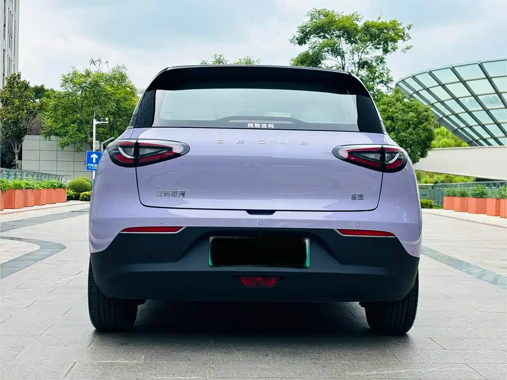 Geely Galaxy Starwish 2025 — фото 19