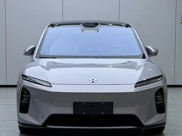 NIO ET5 2025