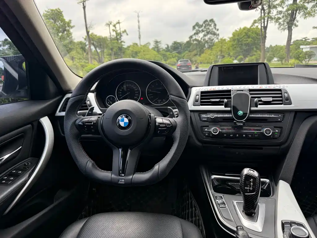 BMW 3 Series 2013 — фото 16