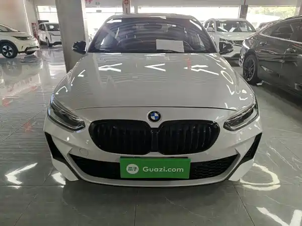 BMW 1 Series 2022