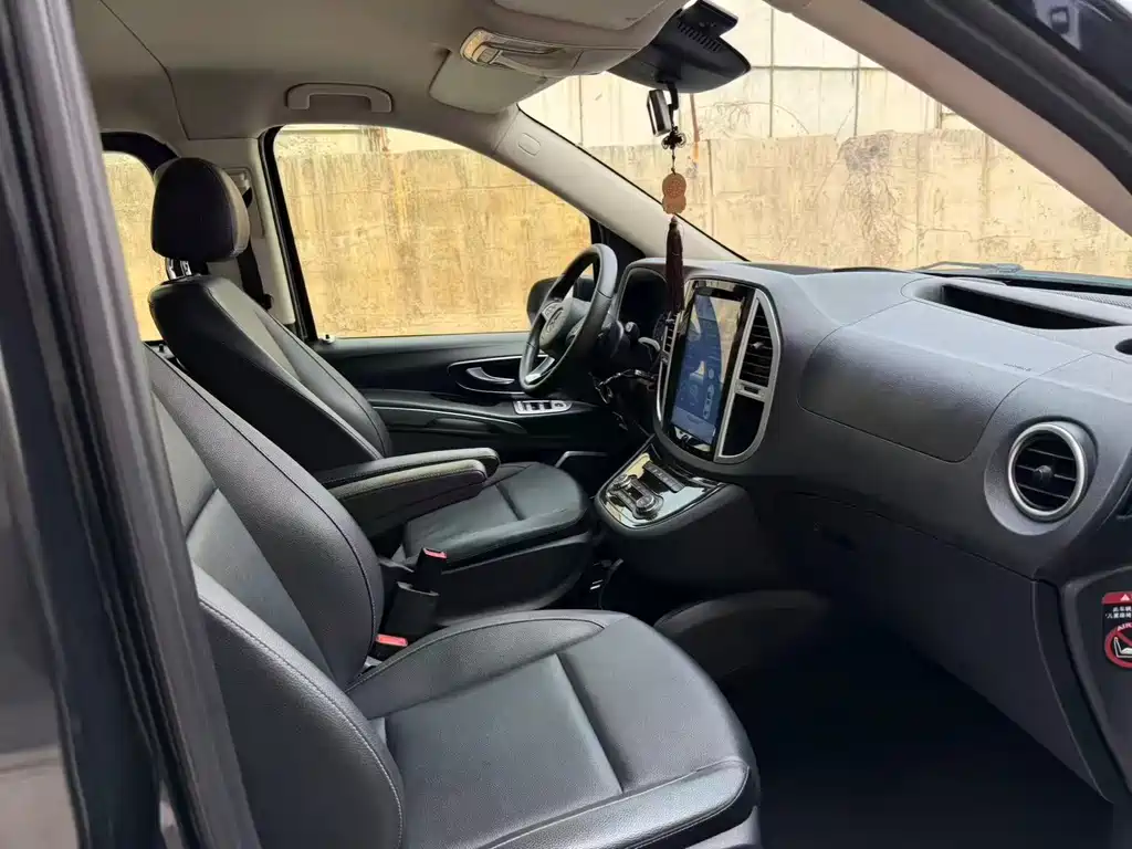 Mercedes-Benz Vito 2018 — фото 12