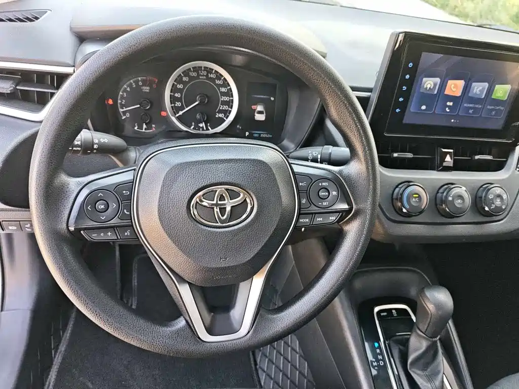 Toyota Corolla 2023 — фото 12