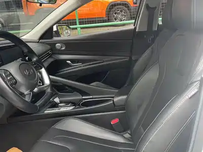 Hyundai Elantra 2020