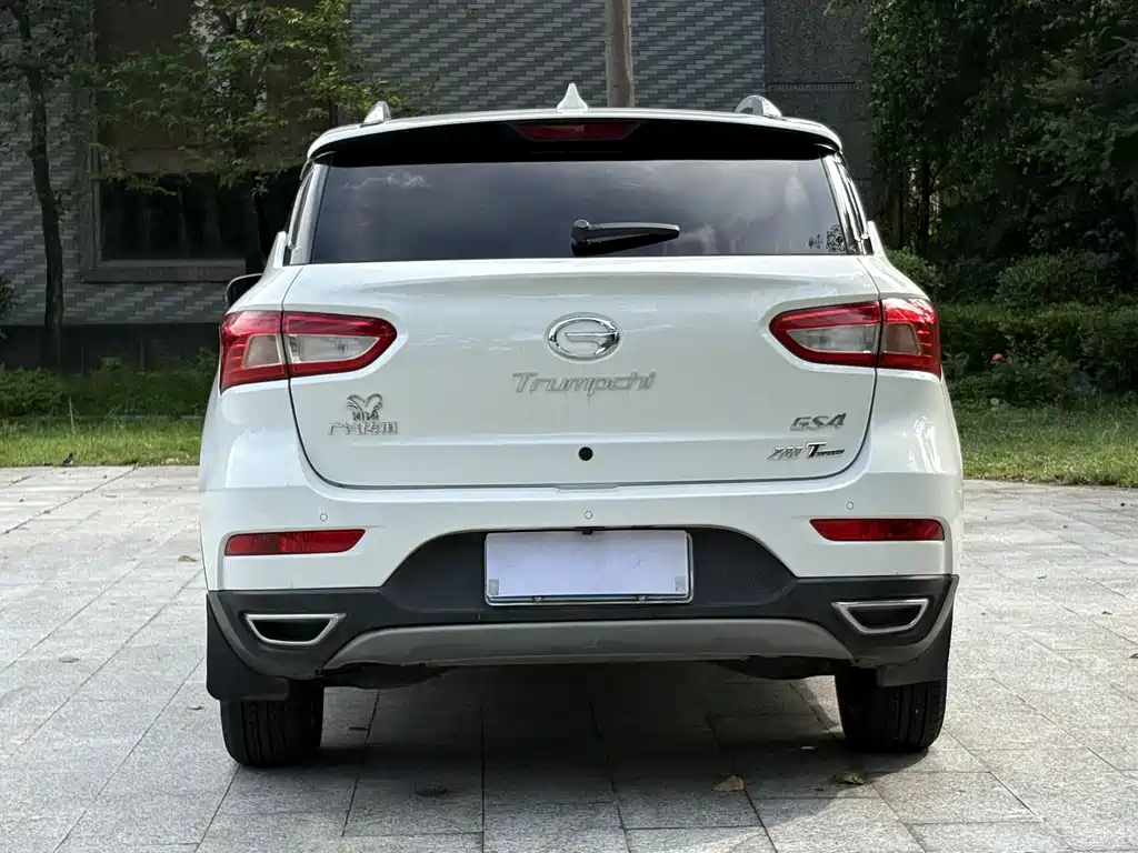 GAC Motor Trumpchi GS4 2015 — фото 12