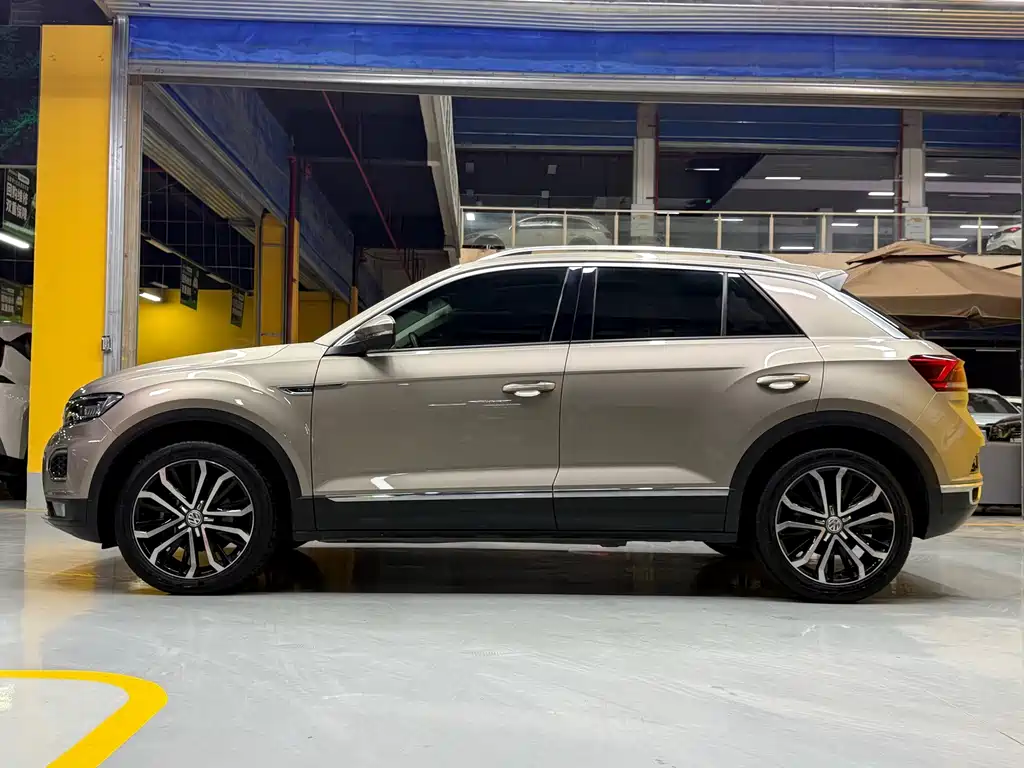 Volkswagen T-Roc 2019 — фото 8